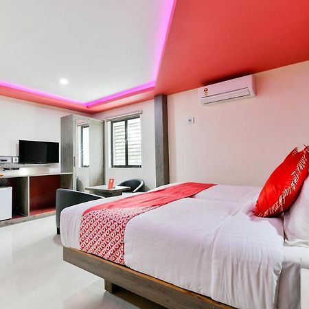 Oyo 1889 Hotel Aj Park Alappuzha Exteriör bild