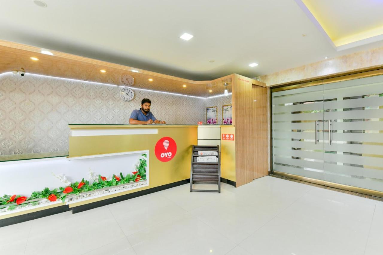 Oyo 1889 Hotel Aj Park Alappuzha Exteriör bild
